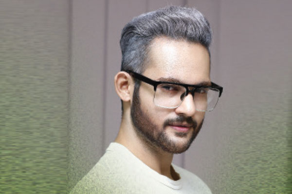 হেয়ার কাটে স্মার্ট লুক