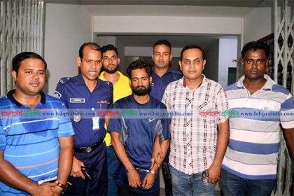 সিদ্ধিরগঞ্জে ট্রিপল মার্ডার; দায় স্বীকার করলেন আব্বাস