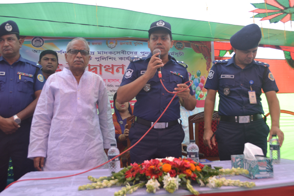 গলাচিপায় মাদকসেবীদের পুনর্বাসন কর্মসূচি ও বিট পুলিশিং কার্যালয়ের উদ্বোধন
