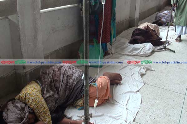এক পরিবারের দশজনকে অচেতন করে চুরি 