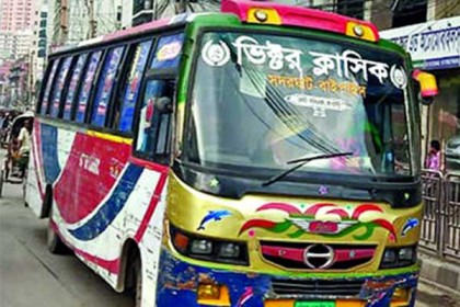 পারভেজকে চাপা দিয়ে ঢাকা ত্যাগ করেন চালক-হেলপার, নদীতে ফেলেন মোবাইল
