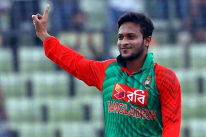 ৩৫০ উইকেটের মাইলফলক ছুঁলেন সাকিব