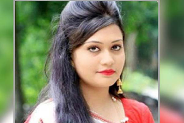 যে কারণে ঢাকায় মিন্নি