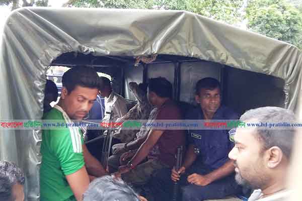 নেত্রকোনায় জুয়ার আসর থেকে আটক ৭