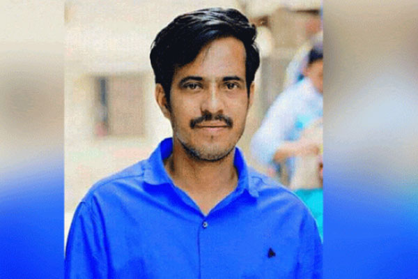 চট্টগ্রামের বির্তকিত যুবলীগ সম্রাট টিনু অস্ত্রসহ গ্রেফতার