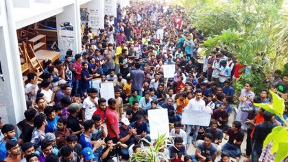 আন্দোলন দমাতে বশেমুরবিপ্রবির হলে পানি-খাবার বন্ধ