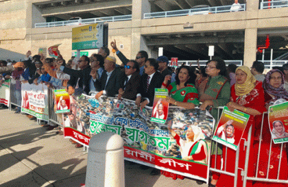 নিউইয়র্কে শেখ হাসিনাকে প্রাণঢালা শুভেচ্ছা 