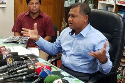 শিক্ষার্থীদের ওপর হামলা: ভিসি নাসিরের মুখে নিন্দা!
