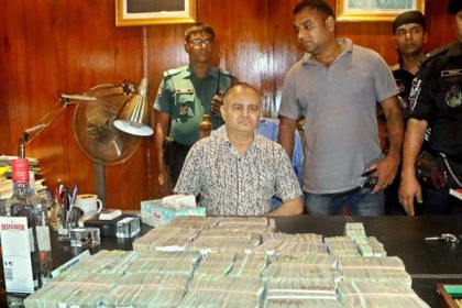 জি কে শামীমের ব্যাংকে ৩০০ কোটি টাকা