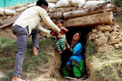 পাকিস্তানের হামলা থেকে বাঁচতে সীমান্তে বাংকার বানাচ্ছে ভারত
