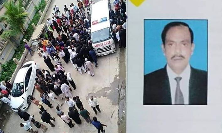 আদালতে মামলার শুনানির সময় আইনজীবীর মৃত্যু