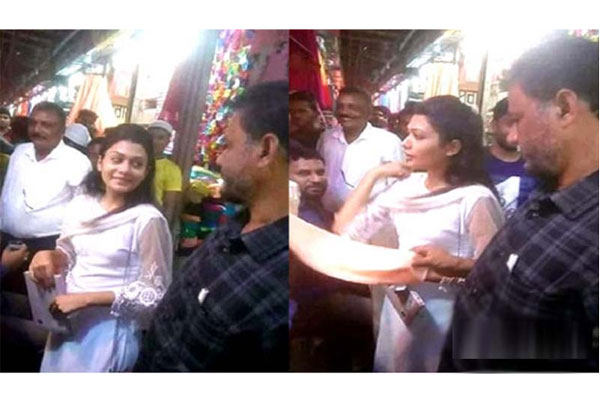 গুলিস্তানে মিন্নিকে দেখে ভিড়, কেনাকাটায় বিশেষ ছাড়! 