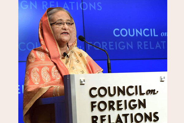 কিছু সংগঠন রোহিঙ্গাদের আটকানোর চেষ্টা করছে: প্রধানমন্ত্রী