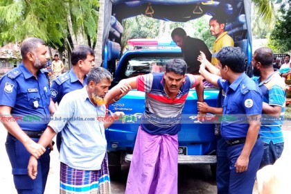 পিরোজপুরে অস্ত্রসহ ছয় ডাকাত গেফতার