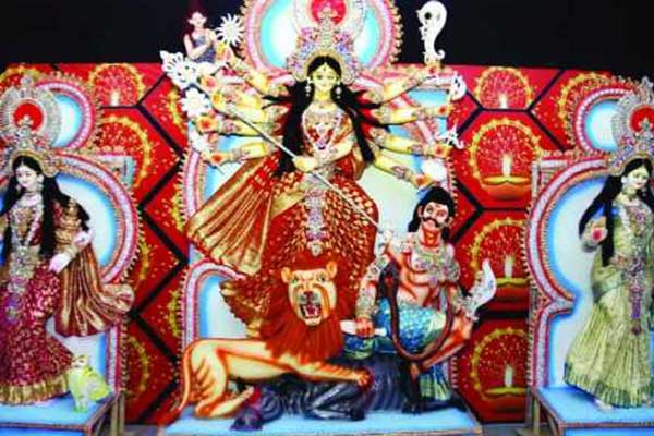‘মহালয়া’য় শুরু হল শারদীয় দুর্গাপূজার ক্ষণগণনা