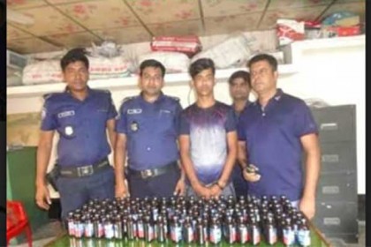 বেনাপোলে ১৮৫ বোতল ফেন্সিডিলসহ আটক ৩