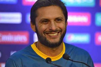 কোচিং পেশায় আসতে চান আফ্রিদি