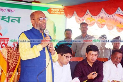 শিক্ষার্থীদের নৈতিক শিক্ষায় শিক্ষিত করে তুলতে হবে: গণপূর্তমন্ত্রী
