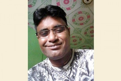 বগুড়ার ধুনটে ফেন্সিডিলসহ যুবলীগ নেতা গ্রেফতার
