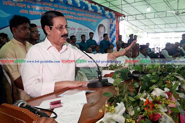 আওয়ামী লীগে যেন কোনো মীরজাফর ঢুকতে না পারে: শেখ সেলিম
