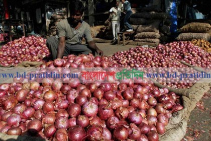 পেঁয়াজ রফতানিতে নিষেধাজ্ঞা ভারতের 