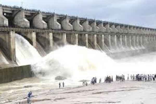 ফারাক্কা বাঁধের ১০৯ টি গেট খুলে দিয়েছে ভারত 