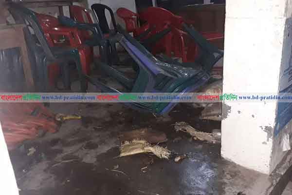 খুলনায় আওয়ামী লীগ কার্যালয়ে ককটেল বিস্ফোরণ