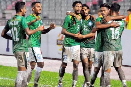 ভুটানের জালে চার গোল দিল বাংলাদেশ