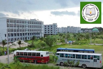 বশেমুরবিপ্রবি’র শিক্ষার্থীদের সংবাদ সম্মেলন, আন্দোলন চালিয়ে যাওয়ার ঘোষণা
