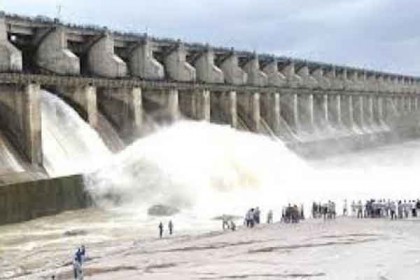 ফারাক্কা বাঁধের ১০৯ টি গেট খুলে দিয়েছে ভারত 