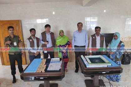 ব্যাটারি ও পোল্ট্রি ফিড ফ্যাক্টরি থেকে ক্যাসিনো সামগ্রী উদ্ধার