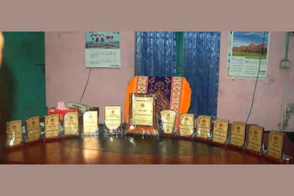 সেতাবগঞ্জ সরকারি পাইলট মডেল উচ্চ বিদ্যালয় একইসঙ্গে ১৫টি প্রতিযোগিতায় সেরা