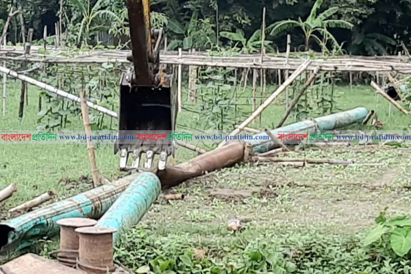 শীতলক্ষ্যা নদীতে অবৈধ স্থাপনা উচ্ছেদ অভিযান অব্যাহত 