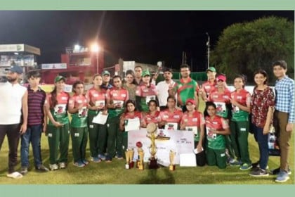 কুইন্স ইলেভেন আন্তর্জাতিক টি-২০ তে চ্যাম্পিয়ন রূপালী ব্যাংক