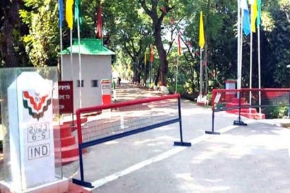 ৬ দিনের ছুটিতে আখাউড়া স্থলবন্দর