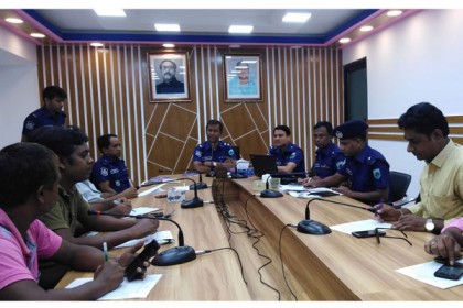 মুঠোফোন নষ্ট করেও রক্ষা পেল না সাত ডাকাত