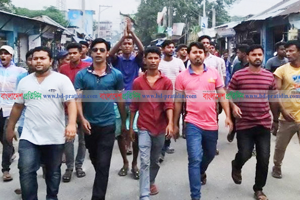 পাকুন্দিয়া সরকারি কলেজে ছাত্রলীগ-ছাত্রদলের সংঘর্ষে আহত ৪