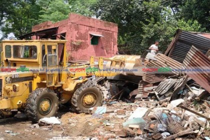 চট্টগ্রামে রেলের ৭ বিঘা জায়গা উদ্ধার
