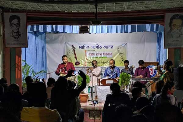 নেত্রকোনায় অনুষ্ঠিত হলো মাসিক সংগীত আসর 