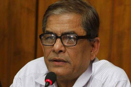 চিকিৎসার জন্য সিঙ্গাপুর গেলেন মির্জা ফখরুল 