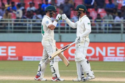 এলগার-ডি'ককের জোড়া শতরানে পাল্টা লড়াই দক্ষিণ আফ্রিকার