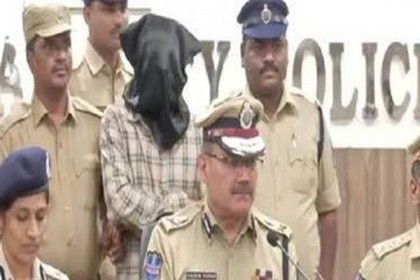 ফের আলোচনায় ভারতের ইসরো, এবার সমকামিতার জেরে বিজ্ঞানী খুন!