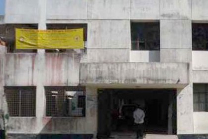 দুর্ভোগ কমছেই না রায়পুর উপজেলা স্বাস্থ্য কমপ্লেক্সে