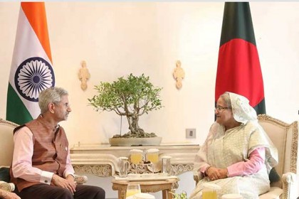 প্রধানমন্ত্রীর সঙ্গে ভারতের পররাষ্ট্রমন্ত্রীর বৈঠক