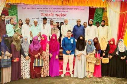 'সরকারের প্রকল্প বাস্তবায়নে আওয়ামী লীগ নেতাকর্মীদের স্বজাগ থাকতে হবে'