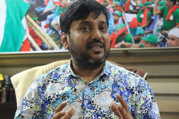 যেভাবে গ্রেফতার হলেন সম্রাট
