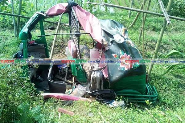 হবিগঞ্জে ট্রেনের সাথে সিএনজির ধাক্কা, স্কুলছাত্র নিহত