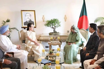 সোনিয়া গান্ধীর সঙ্গে শেখ হাসিনার বৈঠক