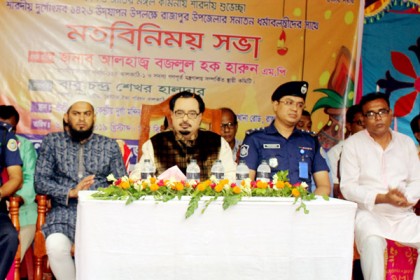 'বাংলার মাটিতে সন্ত্রাসীদের জায়গা হবে না'

