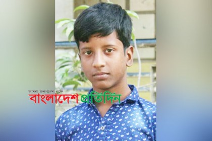 শীতলক্ষ্যায় বাল্কহেডের ধাক্কায় স্কুলছাত্র নিখোঁজ